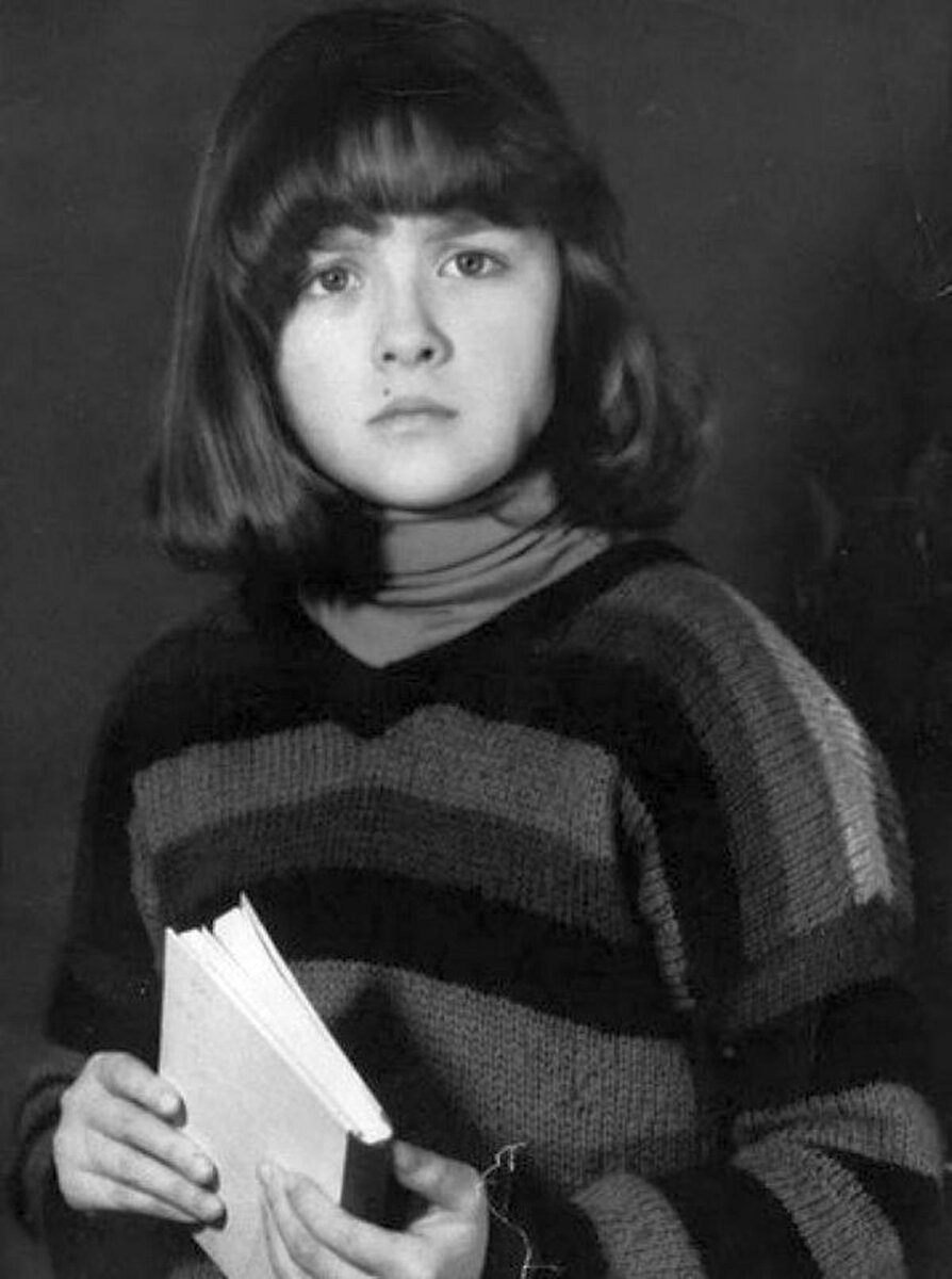 2 https://i.pinimg.com/736x/a7/96/ff/a796fffe9db61a4472e7912bc0f7878c.jpg