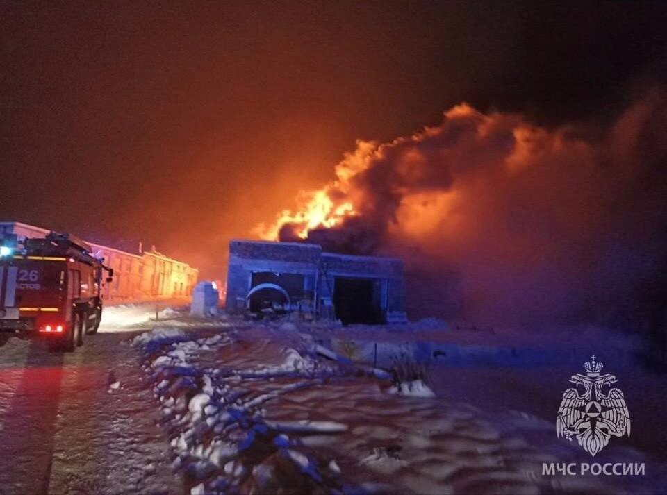     Ранним утром загорелся склад с пиломатериалами.  ГУ МЧС по Нижегородской области