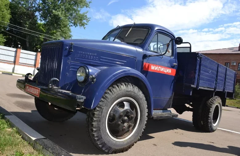 Почему Совесткие грузовики не утилизируют, а до сих пор ездят по ...