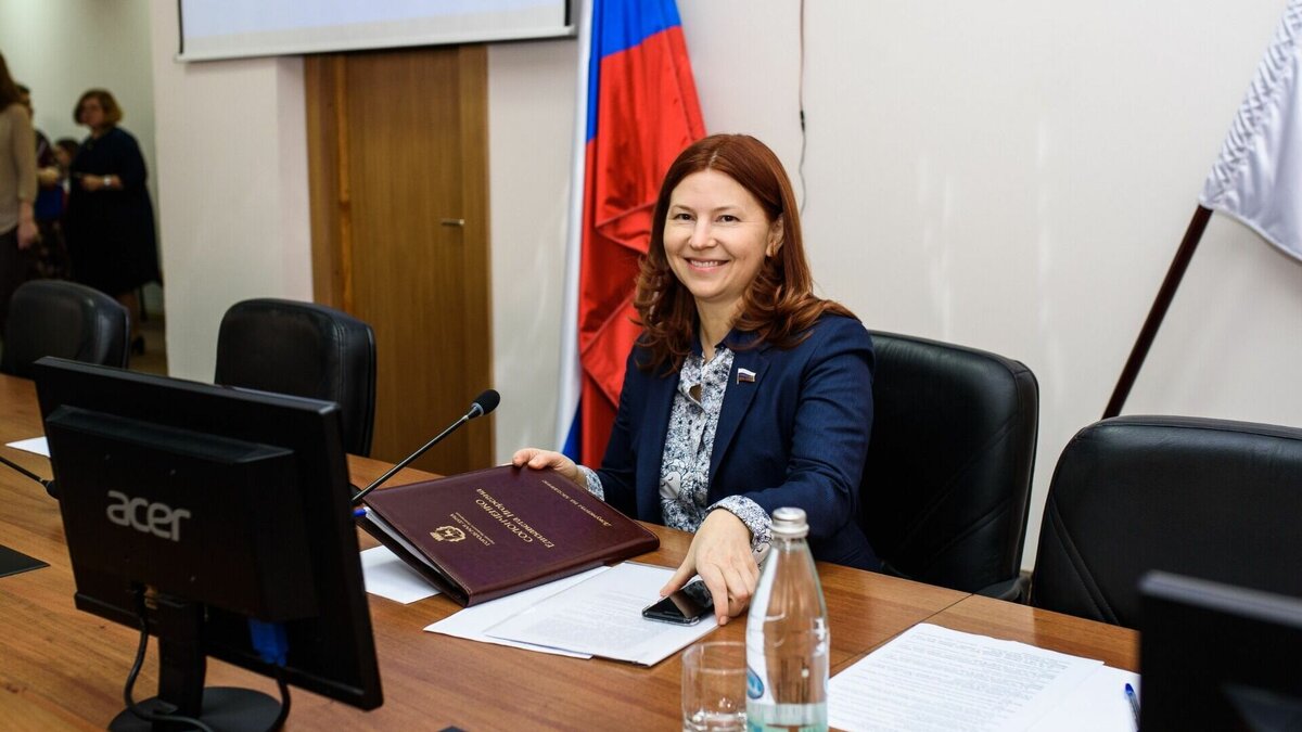     Экс-глава Нижнего Новгорода Елизавета Солонченко, предположительно, возглавила компанию Spheroom Limited в Великобритании. Соответствующие документы есть в распоряжении NewsNN.