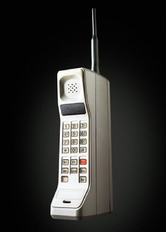 Motorola DynaTAC 8000X 