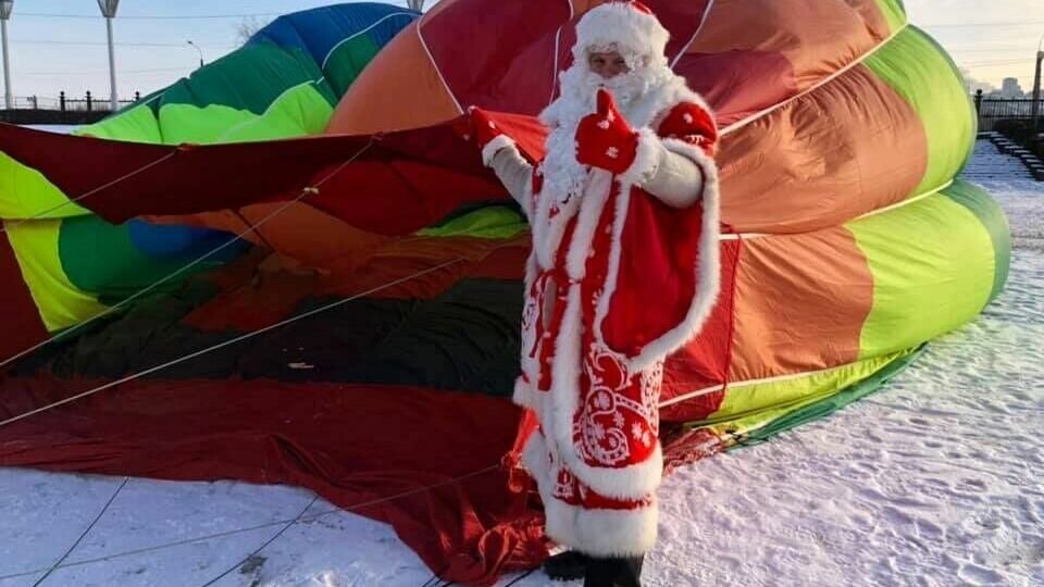     Нижегородцы смогут увидеть город с высоты в рамках мероприятия под названием «Рождественская фиеста». Организаторы уже представили расписание полетов на аэростатах. Информация об этом появилась в Telegram-канале «SharNN».
