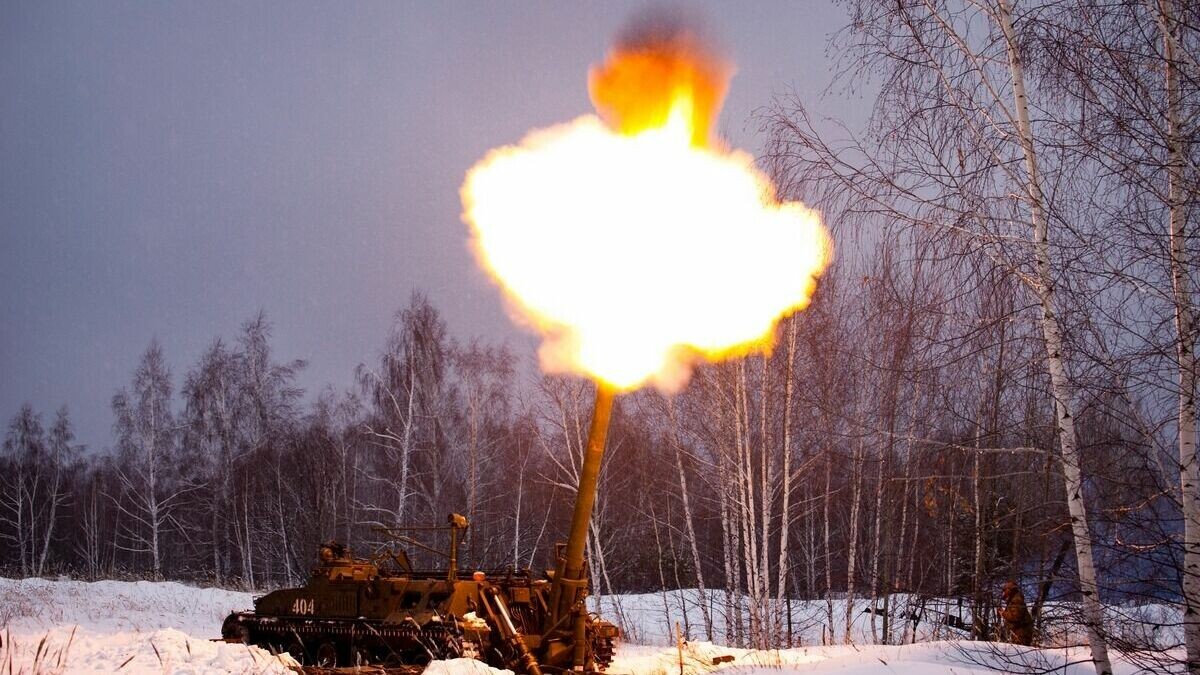     Российские военнослужащие в рамках спецоперации задействовали самый мощный в мире миномет, сообщают «Новые известия».