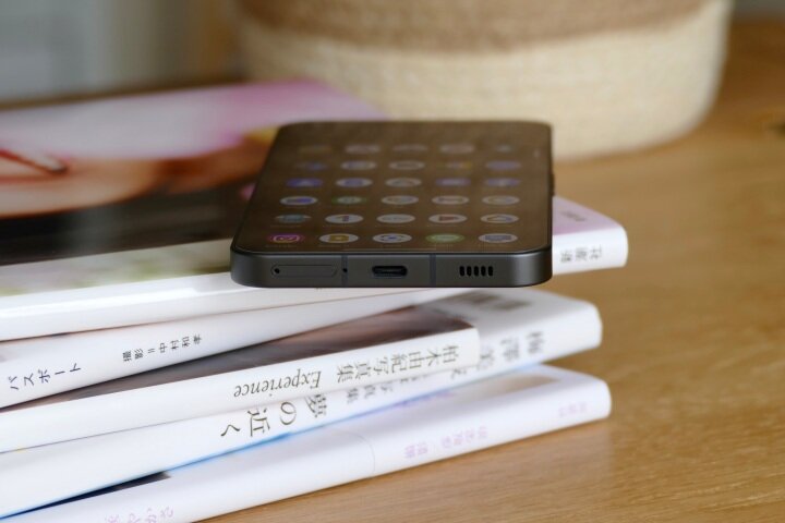 Nothing Phone 1 оснащён разъёмом USB Type-C