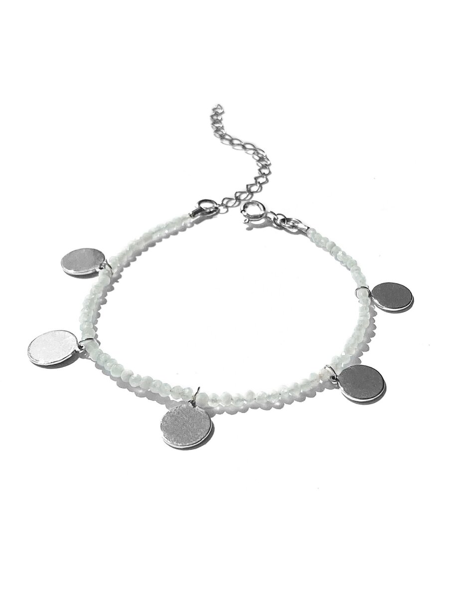 Серебряный браслет с лунным камнем и монетами