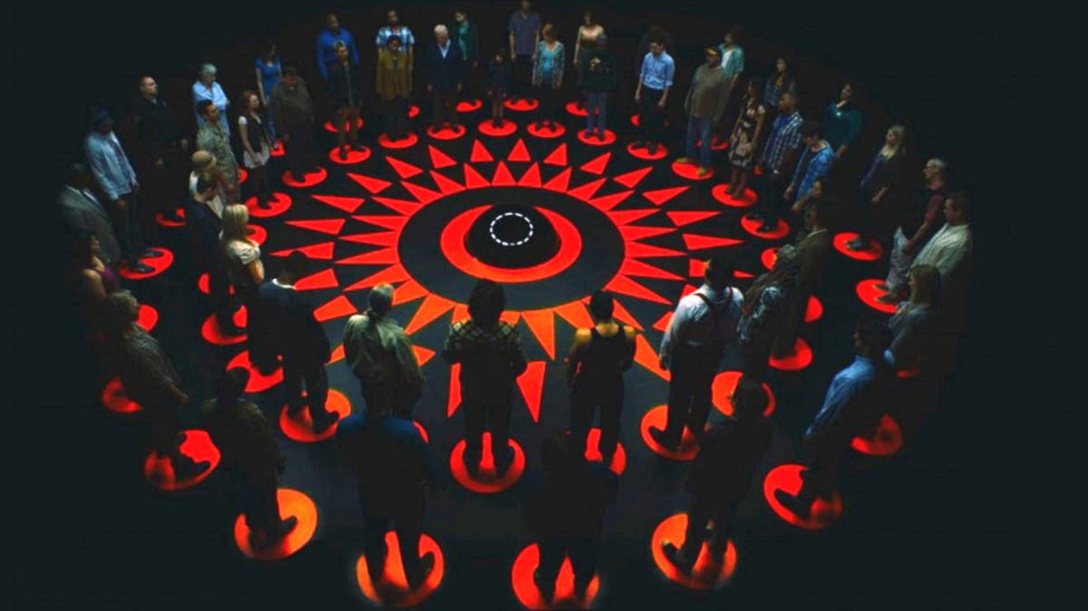 Кадр из фильма Circle. Режиссеры: Аарон Ханн и Марио Мисионе. Оператор: Зоран Попович. Производство: Felt Films, Taggart Productions, Votiv Films