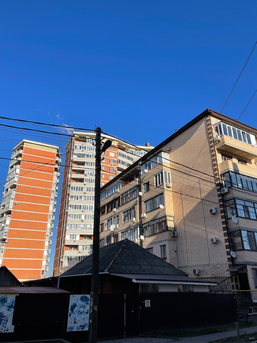 Предоставляем услуги связанные с недвижимостью.