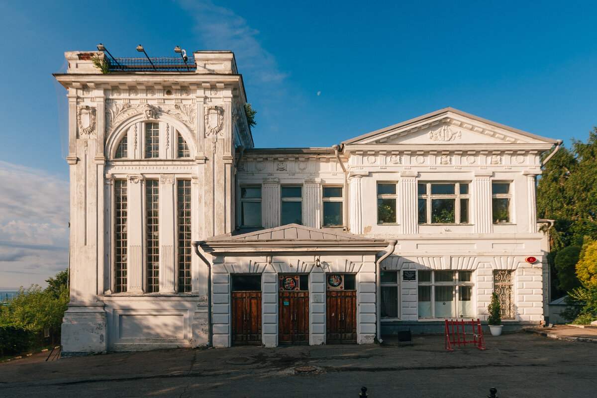 Городская дума нижнего новгорода 19 век. Народный дом в нижнем новгороде. Народный дом нижний новгород 1903. Главное здание нижегородской ярмарки 19 века. Народный дом фото.