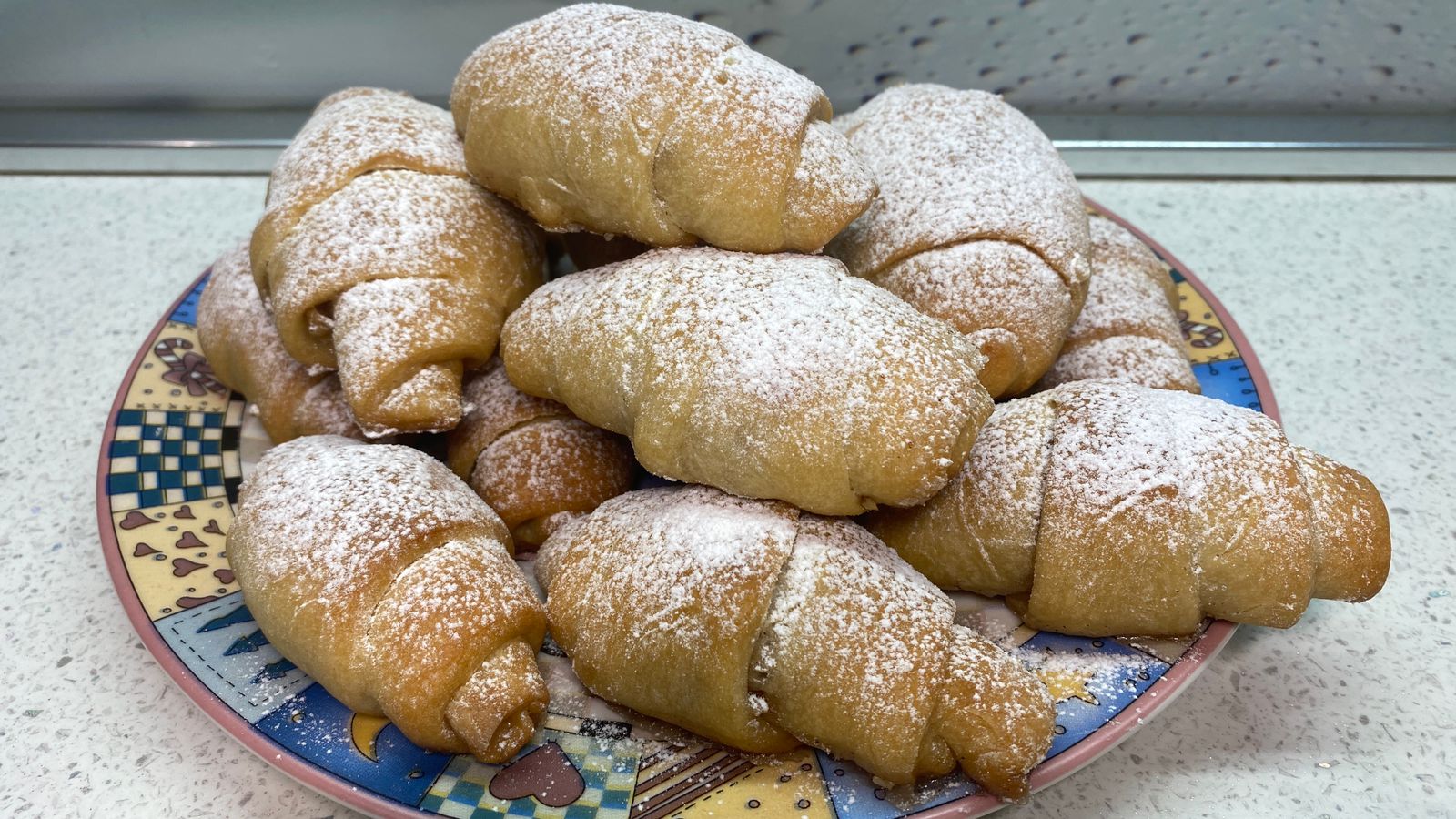 Рогалики с корицей и грецкими орехами на ряженке. Вкуснятина!