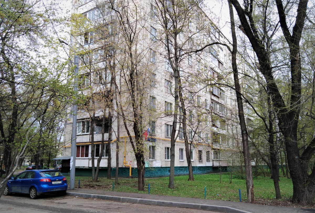 дом в котором я прожила два года - улица Снайперская 4, дом семидесятых годов прошлого века