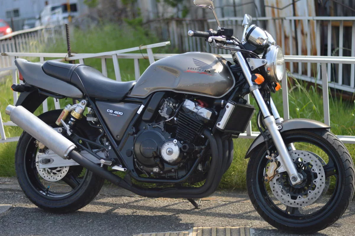 Honda CB 400