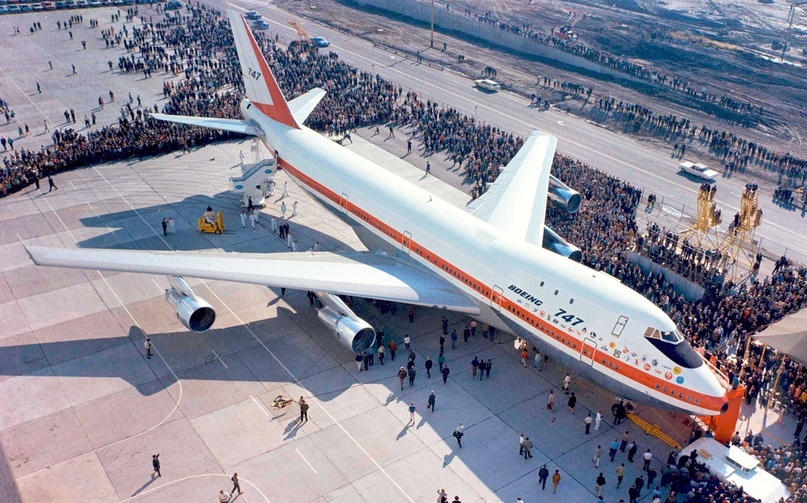 Boeing 747