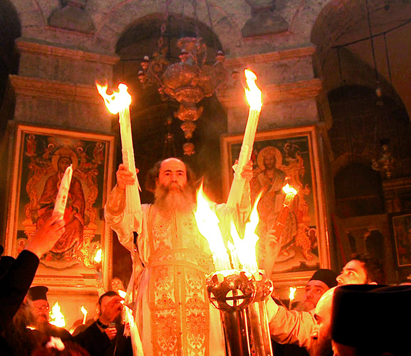 Благодатный огонь – самый раскрученный бренд православной Пасхи.