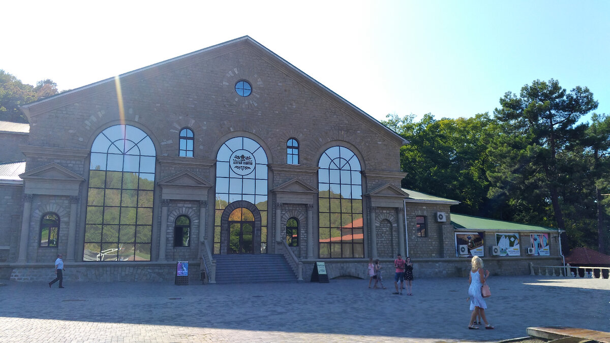 Абрау-Дюрсо