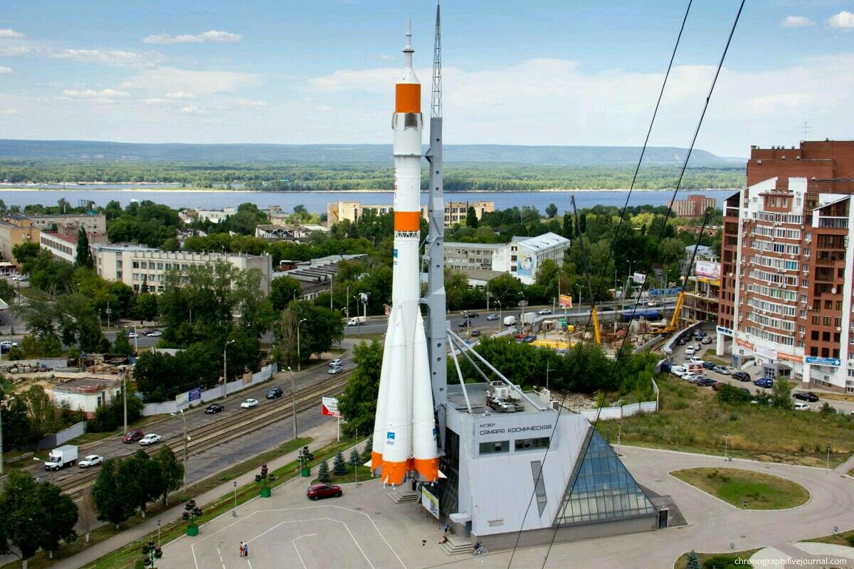 Вб самара. Самара музей Самара Космическая. Ракета Союз Самара музей. Самара памятник Самара Космическая. Ракета-носитель Союз Самара памятник.