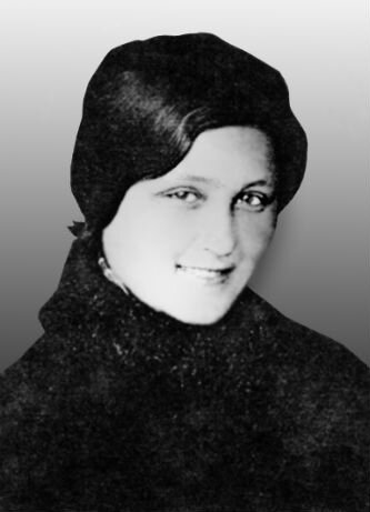 Алиме Сеит-Османовна Абденанова (1924-1944). Фото из Википедии.