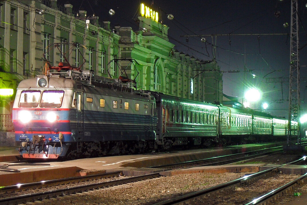 Не самый удачный пример ночной съёмки...