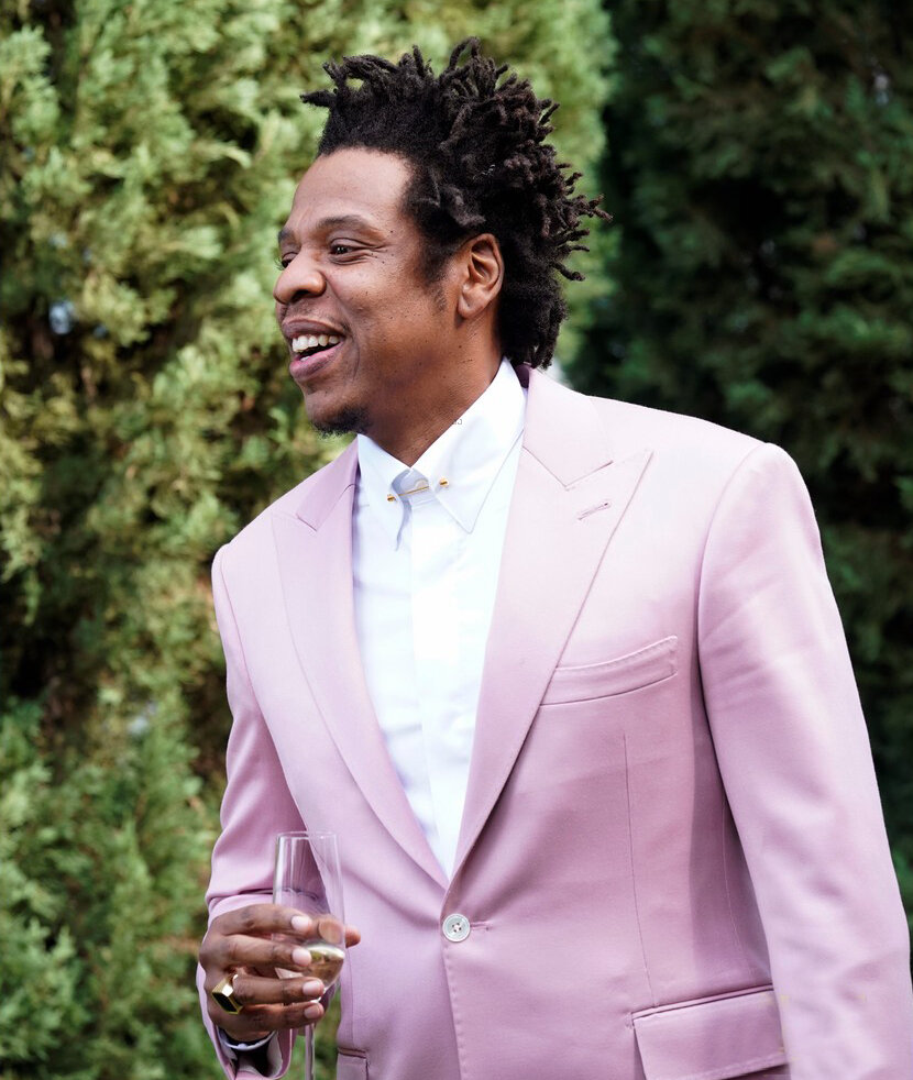 Джей-Зи Пьёт за Милых Дам