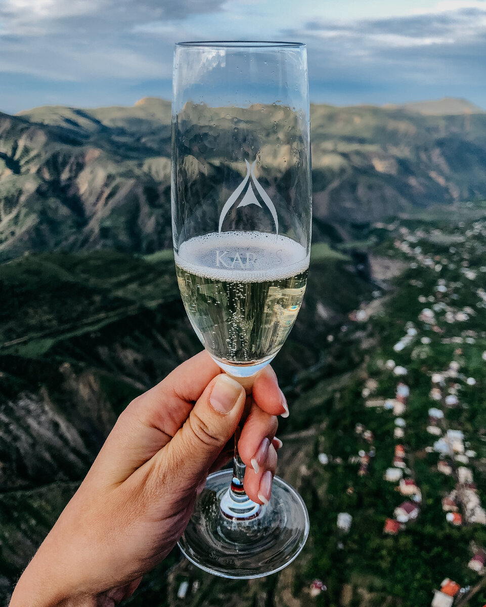 В полете на воздушном шаре. Листай галерею - там много красивых фото