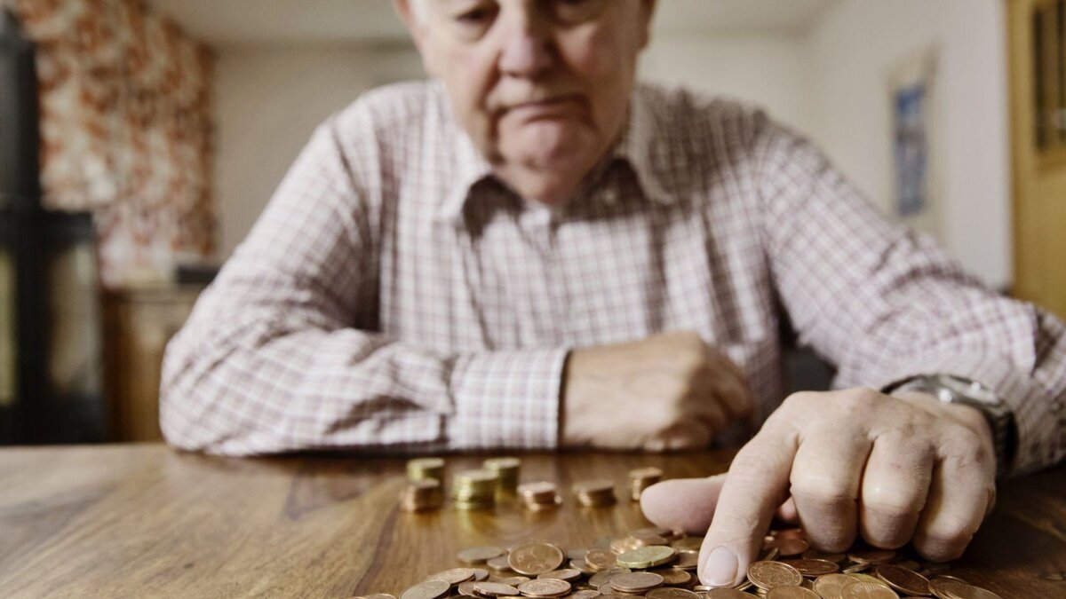 Энергетика монет является негативной, они впитывают отрицательную информацию.