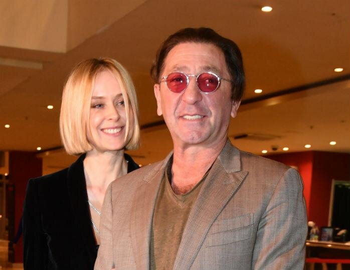 На фото Григорий Лепс с женой Анной Шаплыковой