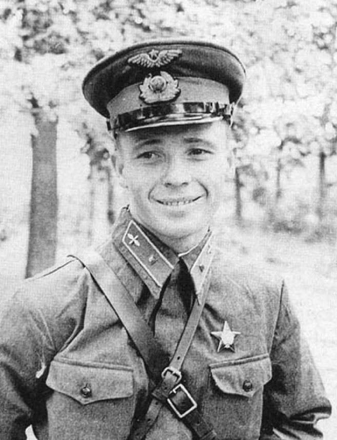 Талалихин Виктор Васильевич (Фото из открытых источников)