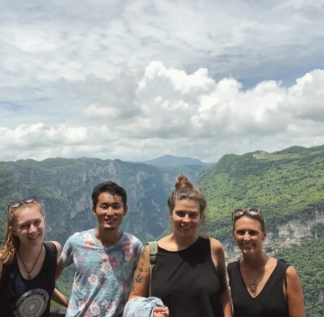 Ездили на экскурсию в каньон с ребятами из хостела