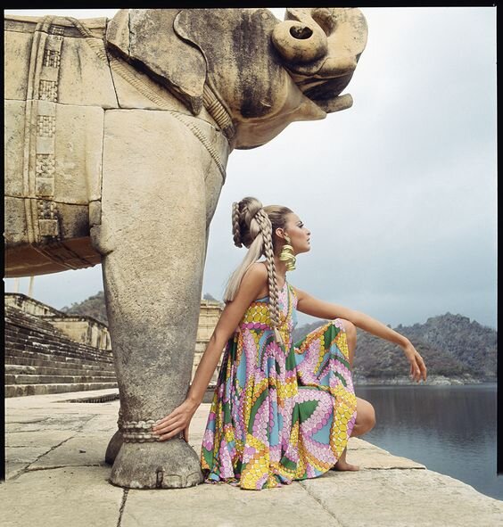 1. Фотография Генри Кларка для  Vogue в Индии 1960е. Все иллюстрации взяты в открытых источниках в сети.