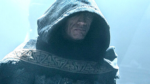 Инсайдеры или не знают, или пока не хотят раскрывать детали сюжета и сцен после титров «Черный Адам». Фанатам остается только гадать, как именно им покажут связь нового фильма с другими проектами DC и Warner Bros. Уже появилось множество версий. Самыми популярными среди них стали встреча с Суперменом Генри Кавилла (Henry Cavill) или встреча с Шазамом в исполнении Закари Ливая (Zachary Levi). Оба персонажа в комиксах сражались с героем Дуэйна «Скалы» Джонсона, когда он был злодеем. В фильме же он будет антигероем, который соберет целую команду персонажей. В боевике появятся Крушитель Атомов, Человек-ястреб, Циклон и Доктор Фейт. 
Фильм «Черный Адам» выйдет 19 октября 2022 года. Снял боевик режиссер Жауме Кольет-Серра (Jaume Collet-Serra).