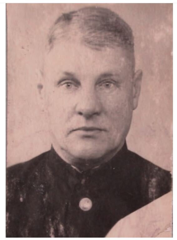 Капитан А.А. Демидов, фото из личного дела