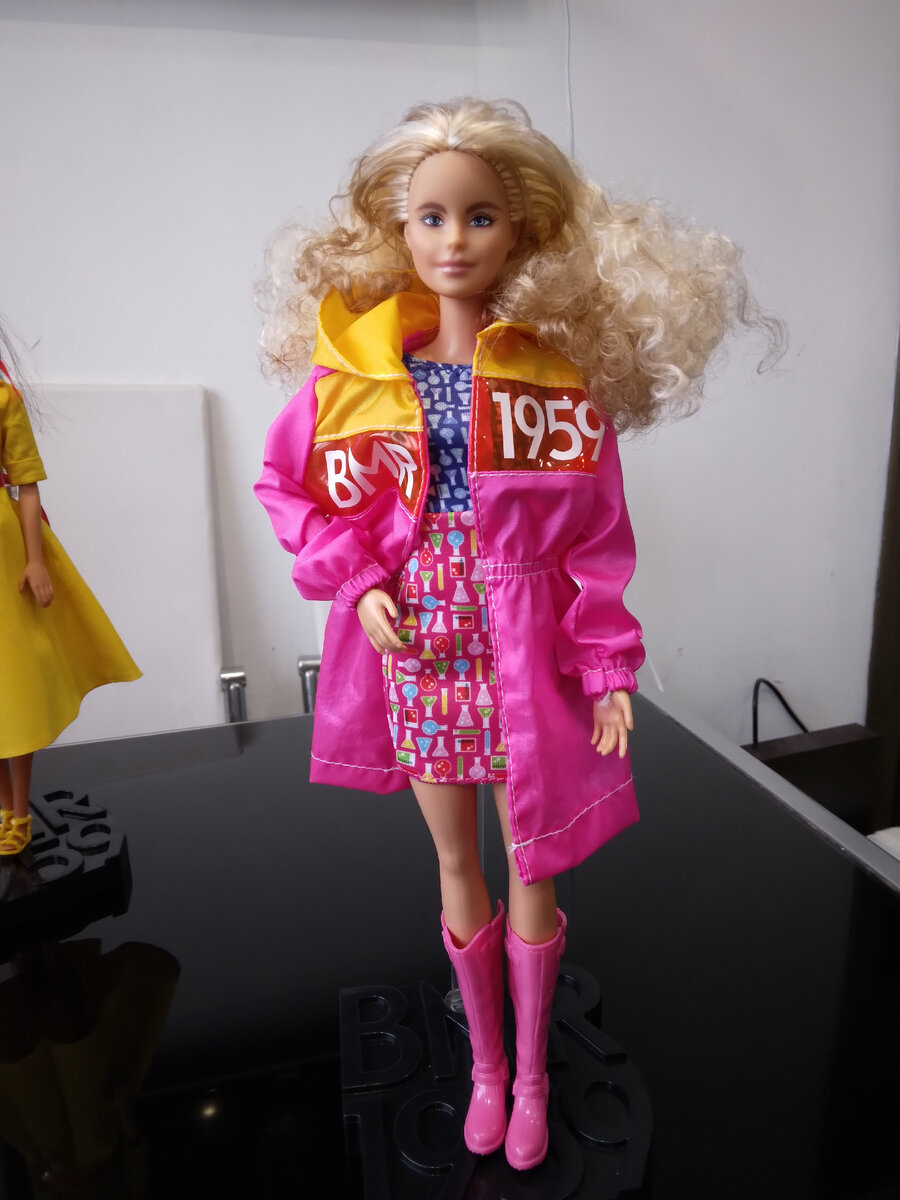 Одежда и обувь для кукол и пупсов Barbie