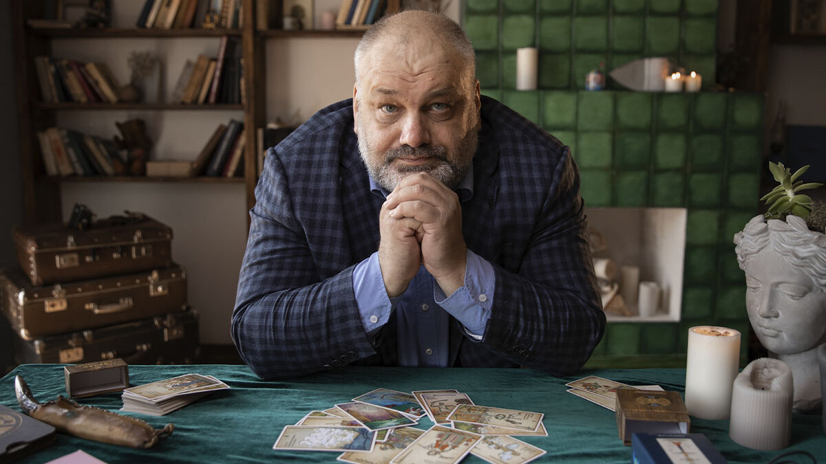 Сергей Савченко. Основатель и преподаватель Русской школы Таро