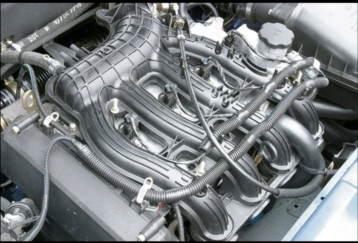Двигатель 124 16 клапанный купить. Мотор ВАЗ 2112 16 клапанов 124. 124 Мотор 16 клапанный ВАЗ. ВАЗ 2112 124 двигатель. Двигатель ВАЗ 21124.
