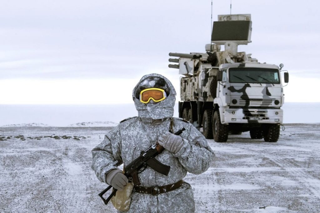 Российский Панцирь с 1 в арктическом камуфляже