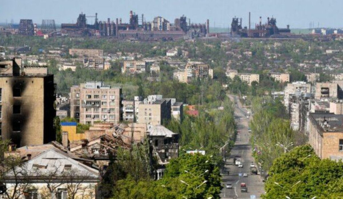 Сегодня трубы ММК имени Ильича не дымят, но пройдёт совсем немного времени и комбинат снова заработает в полную силу