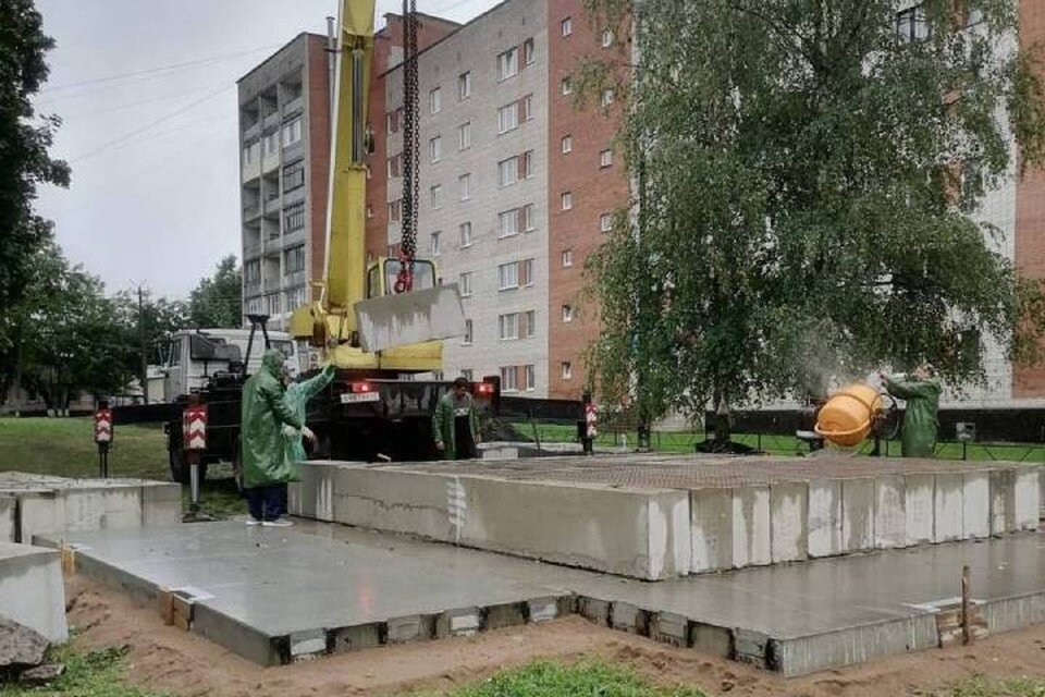    Копию уничтоженного в Нарве мемориала танка Т-34 поставят в Ленинградской области / Фото: Дрозденко