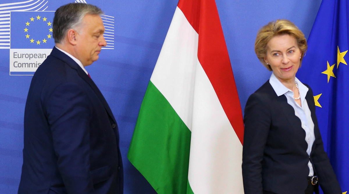 Премьер-министр Венгрии Виктор Орбан и глава Европейской комиссии Урсула фон дер Ляйен