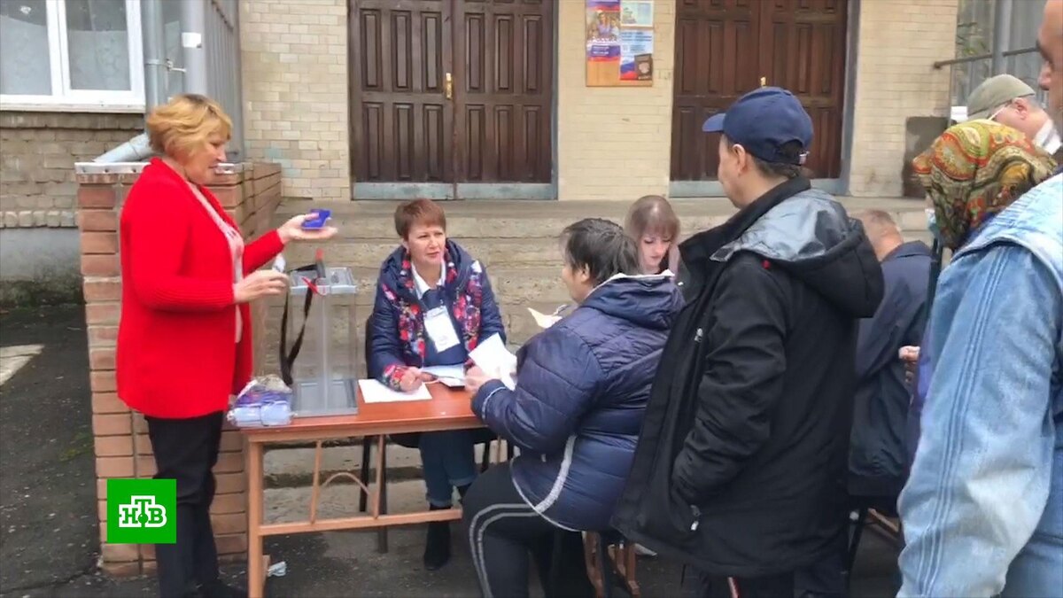 В ЛНР состоялся референдум, несмотря на провокации ВСУ | НТВ: лучшее | Дзен