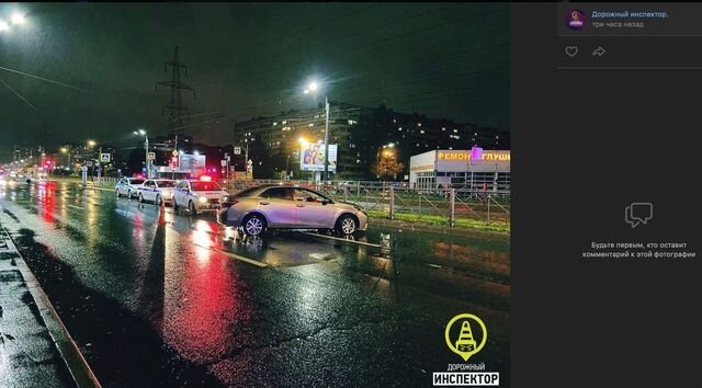    Нетрезвую автоледи ловили в Приморском районе Петербурга (скриншот) vk.com/dorinspb