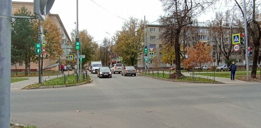    Всего на перекрестке работают 26 светофоров Арина Полтанова