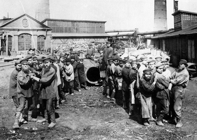 На протяжении трёх столетий с XVII до начала XX века Россия была одной из самых трезвых стран в Европе. В отдельные периоды времени потребление алкоголя на душу населения меньше чем в России было только в Норвегии.