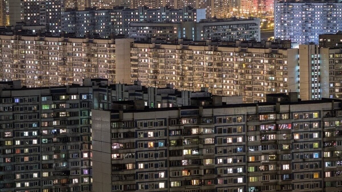 Панельками разного типа застроены множество спальных районов всех больших городов.