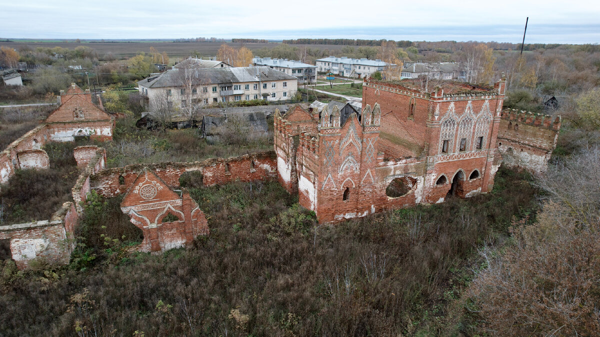 Так выглядит усадьба на сегодняшний день . 