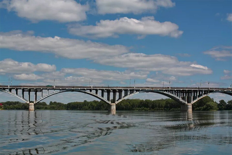     Коммунальный мост  газеты «Бийский рабочий»