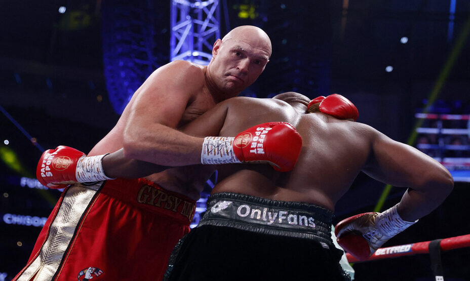    Тайсон Фьюри отстоял титул чемпиона мира по версии WBC. Фото: Reuters