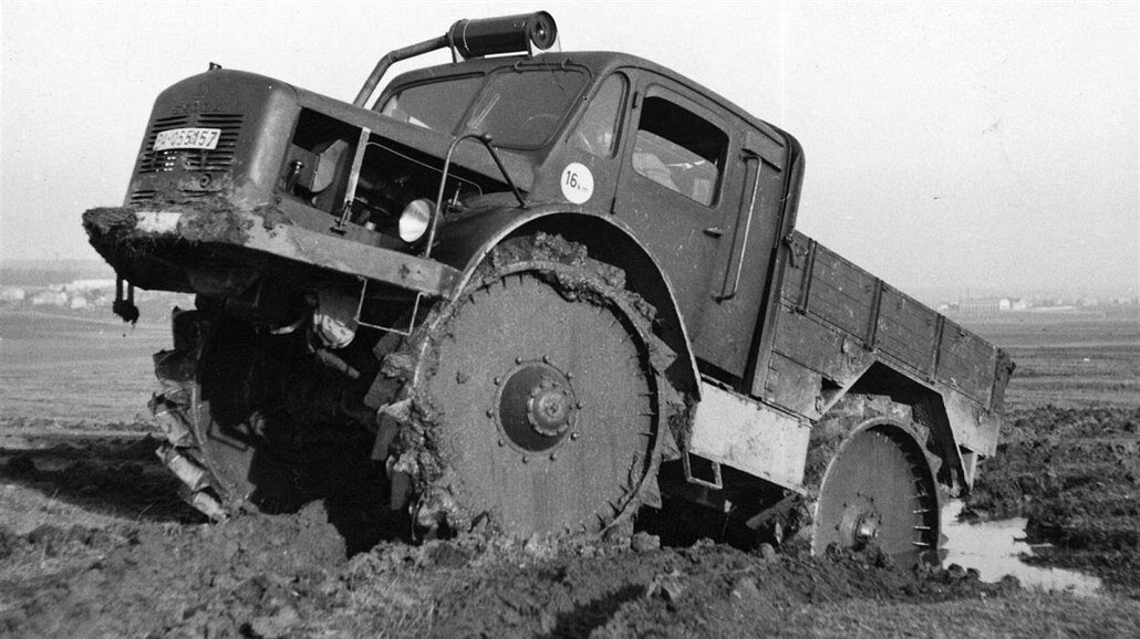 Porsche 175/Škoda RSO