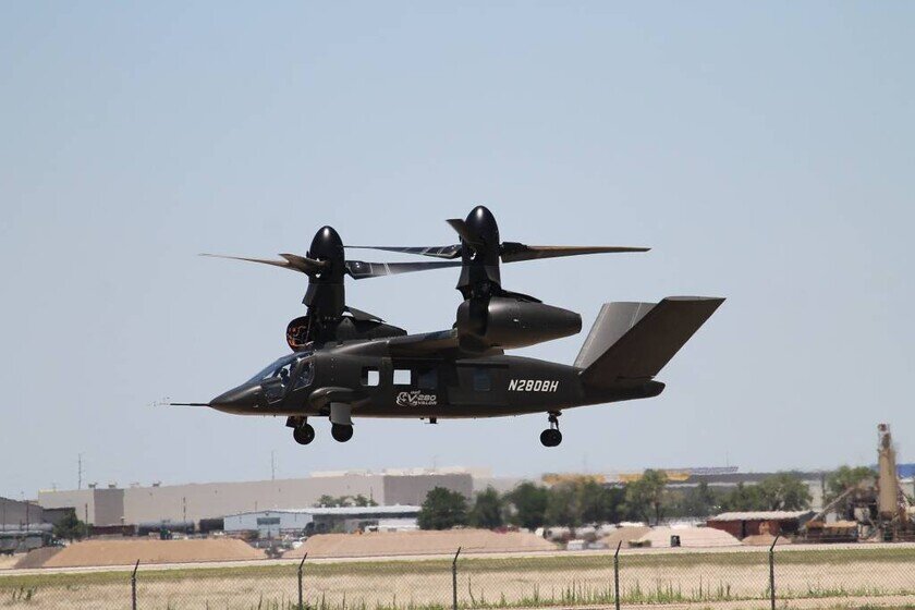    V-280 Valor совершает посадку во время первой публичной демонстрации полета на производственном предприятии в Амарилло, штат Техас. Источник: defensenews.com