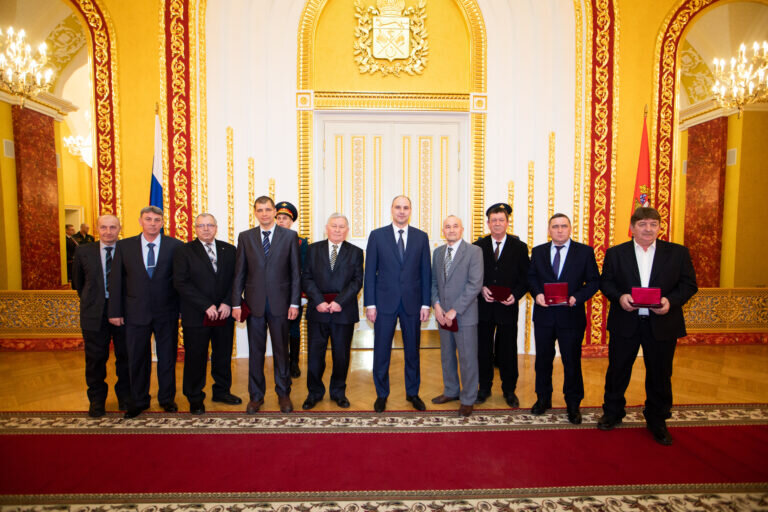    Работники Уральской Стали отмечены государственными наградами Кристина Просвиркина