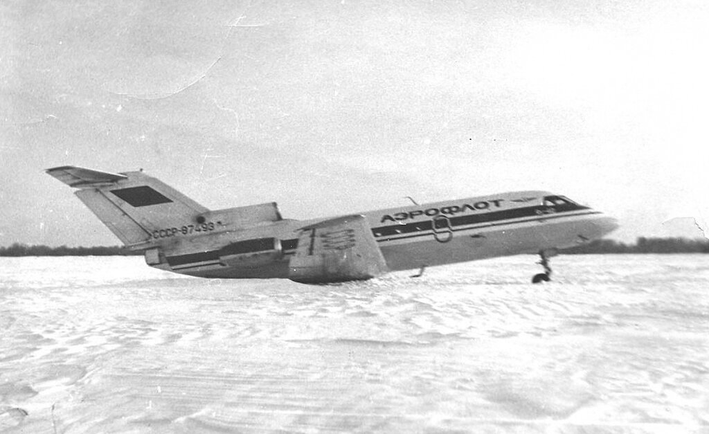 Як-40 СССР-87493 Томская область, январь 1985 года