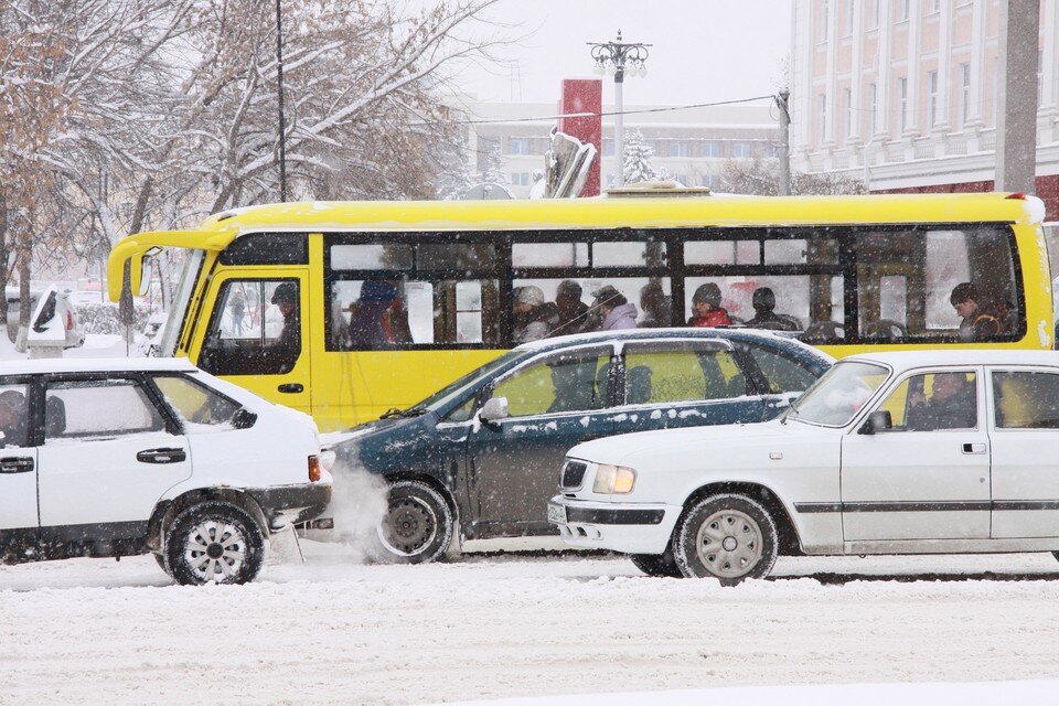     Пробки в Барнауле 29 декабря 2022 Олег УКЛАДОВ